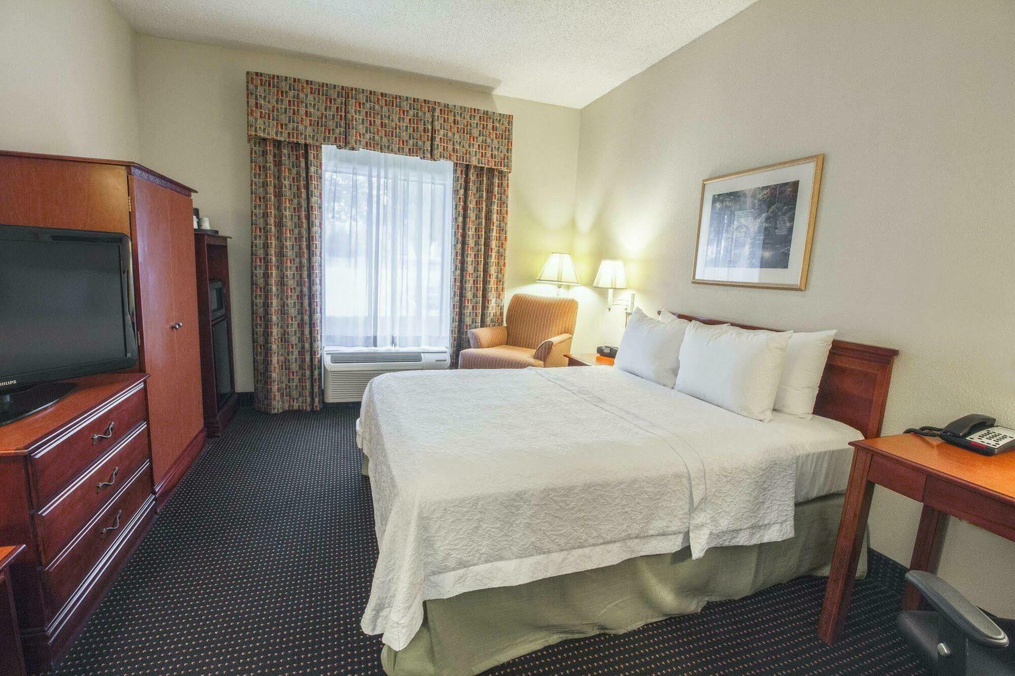 Hampton By Hilton Oklahoma City I-40 East- Tinker Afb Midwest City Exterior photo